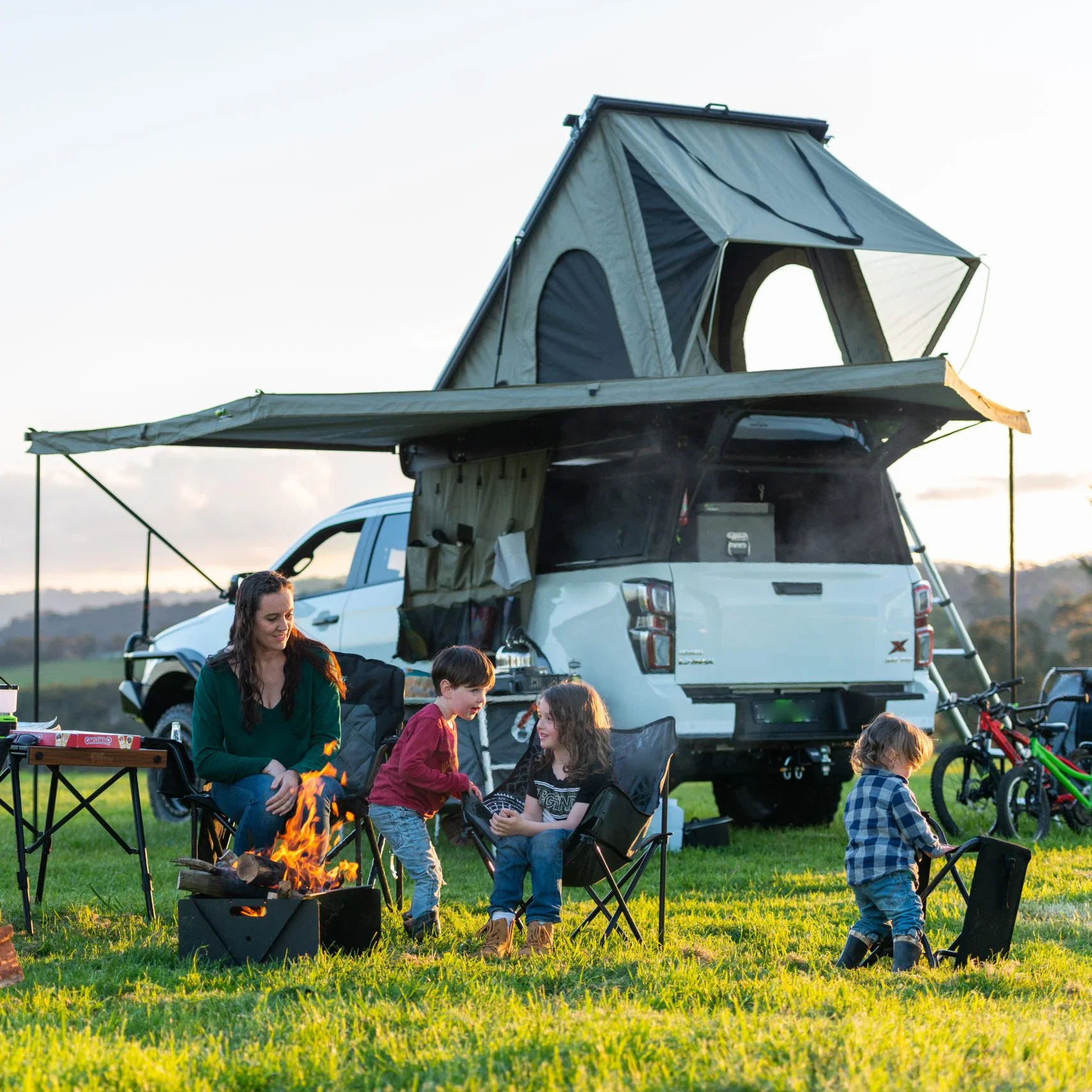 Популярная в 2023 году палатка – обзор и цена Roof Top Tent Soft Shell 3 Person